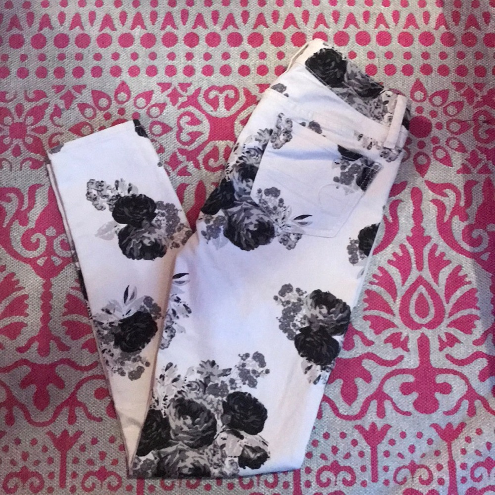 American Eagle skinny jeans
